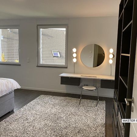 Hotel Valley Of Business Frankfurt-Airport - Black Label Penthouse Hofheim am Taunus Eksteriør billede